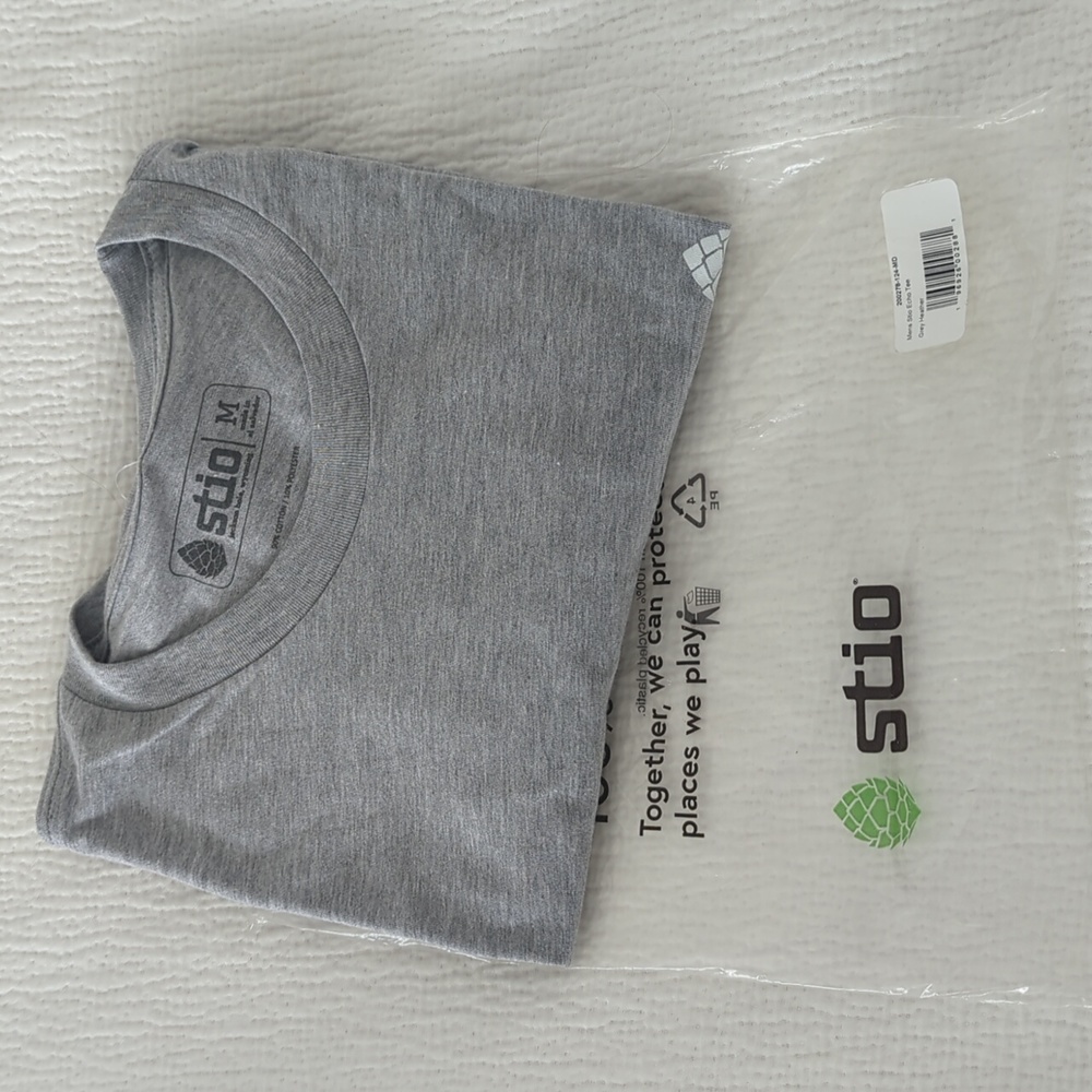 Stio men's medium grey t shirt NWT